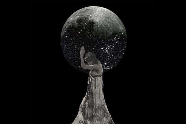 девушка на фоне Луны, мистика