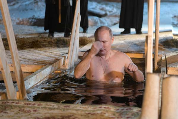 Путин в проруби